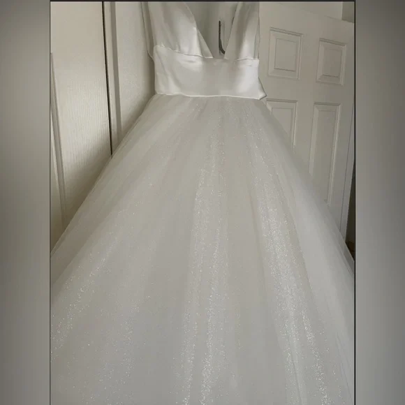NWT Custom Pnina Tornai wedding gown - Picture 7 of 10